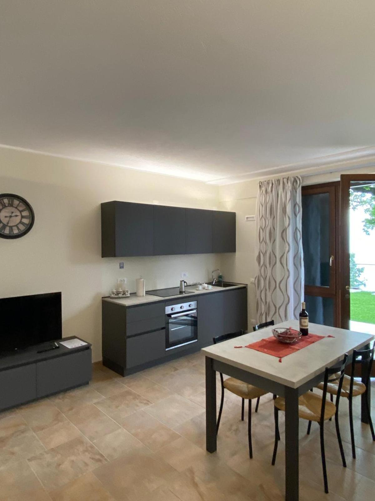 La Casa Di Pericle Aparthotel Brenzone sul Garda Kültér fotó